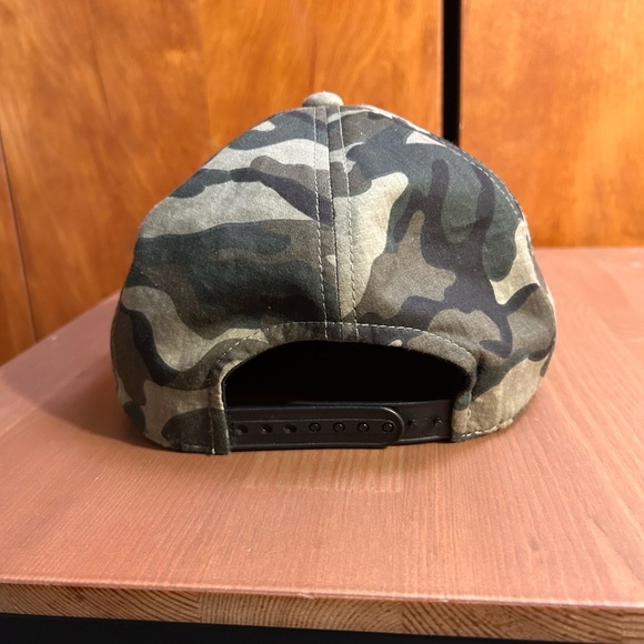 Thrasher Magazine Hat Cap Snap Back Camo Skateboard Skater Logo Mens - Picture 2 of 4